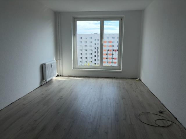 Renovierte Pärchenwohnung OHNE Balkon im schönen Berlin Lichtenberg!