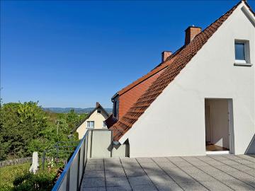 Renovierte und helle 3 Zimmer Wohnung mit großem Balkon und Stellplatz in Bad Oeynhausen Lohe