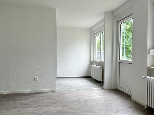 Renovierte Vierzimmerwohnung mit Balkon