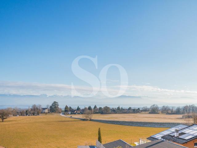 Renovierte Villa mit Schwimmbad und Panoramablick auf den See und den Mont Blanc
