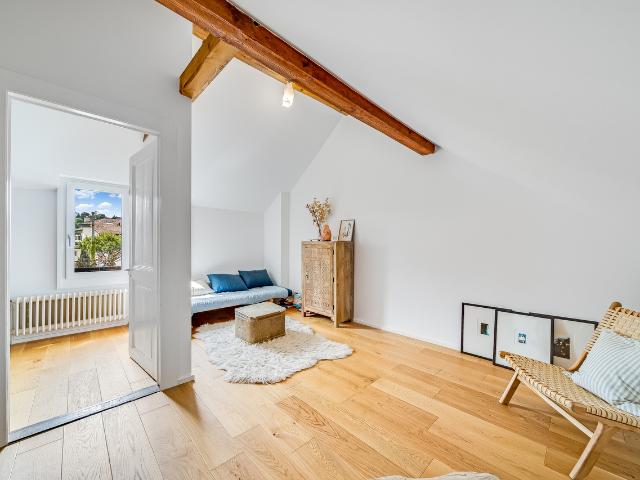 NEU GESTALTETES APARTMENT ~10% VON DEN KOSTEN SELBST BEZAHLT – GARAGENBOX – EXKLUSIV