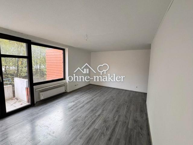 Renovierte Wohnung mit Balkon, Garten und Tiefgarage direkt am Schlosspark Strünkede