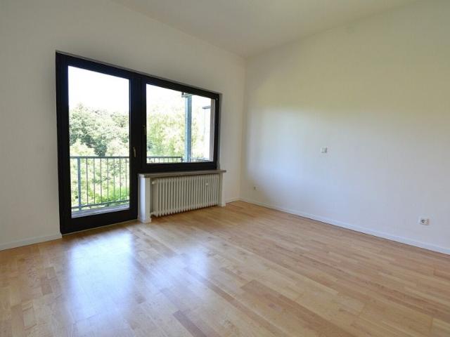 Renovierte Zwei Zimmer Wohnung mit Balkon in Aufderhöhe, Nähe Bethanien