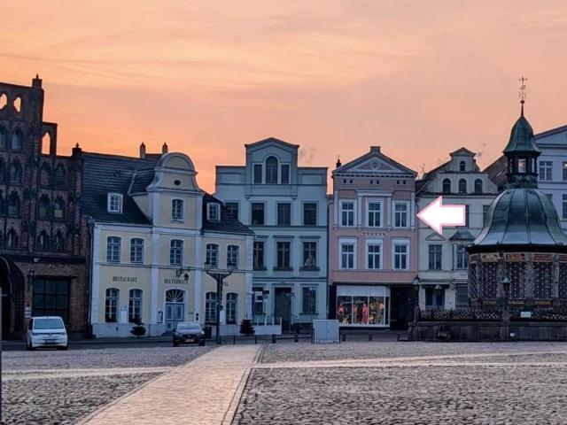 Renovierte 1,5 Zimmer Wohnung Am Markt von Wismar