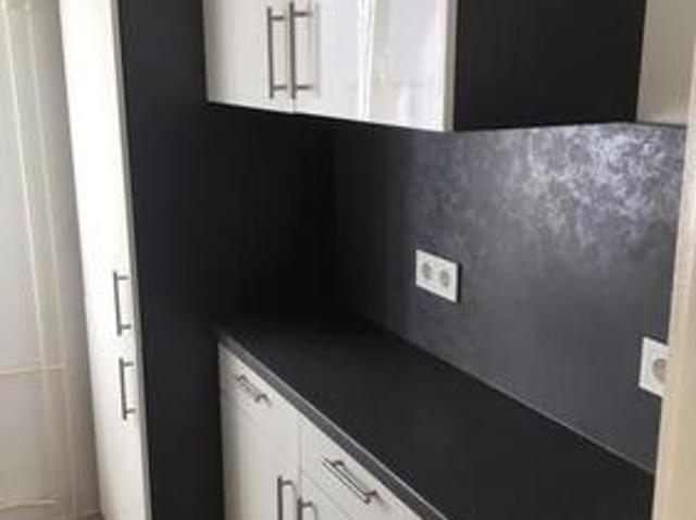 Renovierte 1 Zimmer Single Wohnung mit Einbauküche ab sofort frei