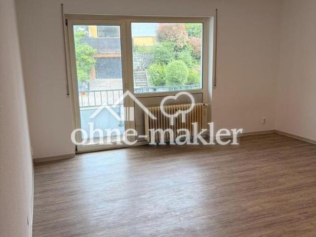 Renovierte 1 Zimmer Wohnung mit Balkon und EBK in Bretzenheim