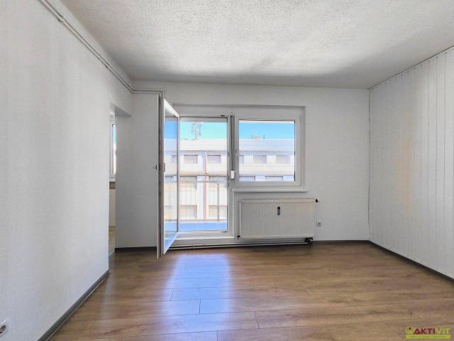 Renovierte 1 Zimmer Wohnung mit Balkon und Lift in Graz Lend