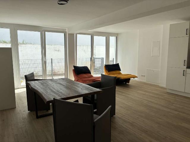 Renovierte 1 Zimmerwohnung mit Einbauküche