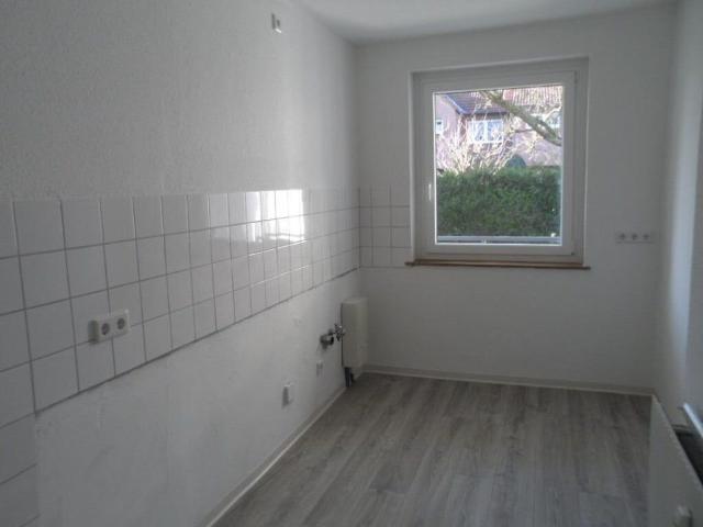 Renovierte 2,5 Zimmer Wohnung in zentraler Lage zu vermieten