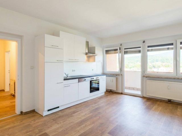Renovierte 2,5 Zimmer Wohnung in Gratkorn mit Balkon, Lift und Keller