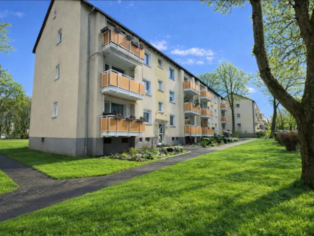 Renovierte 2,5 Zimmer Wohnung mit Balkon und 3 Zimmer Potenzial in Bochum