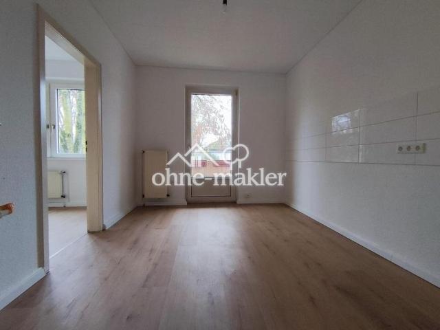 Renovierte 2,5 Zimmer Wohnung mit Balkon und Gartennutzung