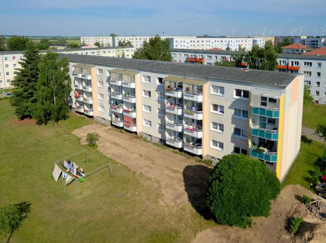 Renovierte 2,5 Raumwohnung mit Balkon 25.13