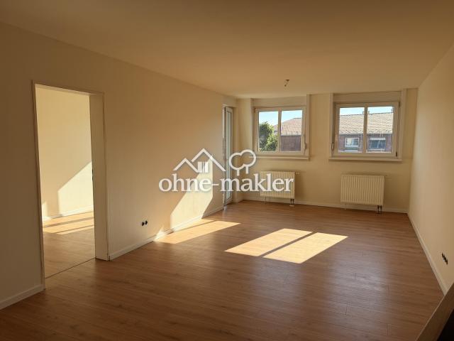 renovierte 2 Raum Wohnung mit Klima, EBK und TG Stellplatz