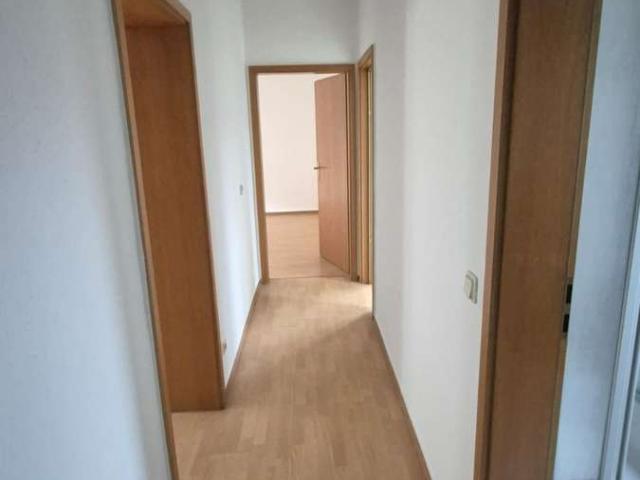 Renovierte 2 Raum Wohnung sucht nette Mieter
