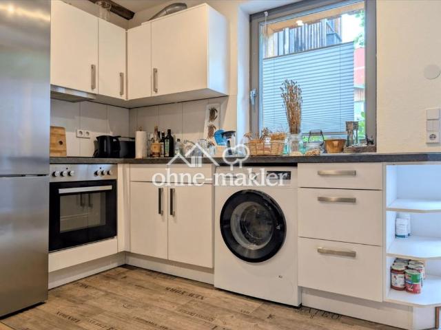 RENOVIERTE 2 Zi. Whg. mit EBK, Terrasse und Stellplatz | ruhig und zentral