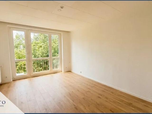 Renovierte 2 Zimmer Wohnung ca. 45 m² & Einbauküche optional auf Anfrage