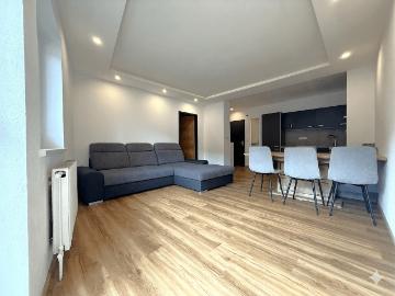 Renovierte 2 Zimmer Wohnung am Dorfplatz