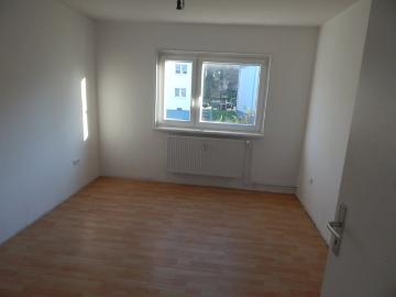 Renovierte 2 Zimmer Wohnung in ruhiger Lage