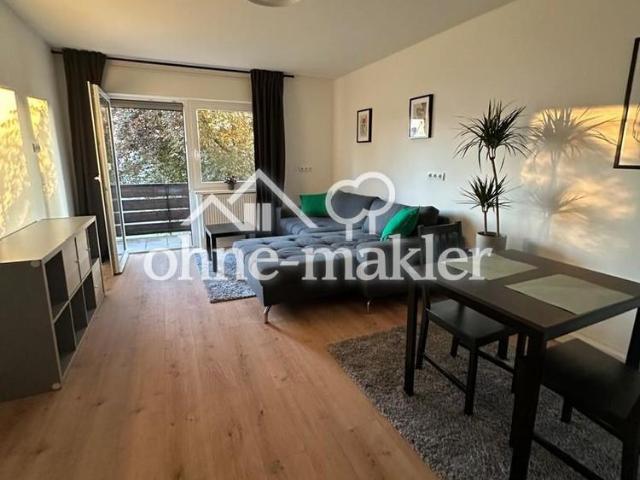 Renovierte 2 Zimmer Wohnung mit Balkon und Kfz Stellplatz, Möblierung optional