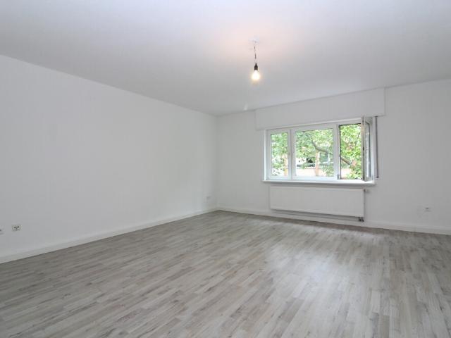 Renovierte 2 Zimmer Wohnung mit ca. 66 m² in Ludwigshafen Süd