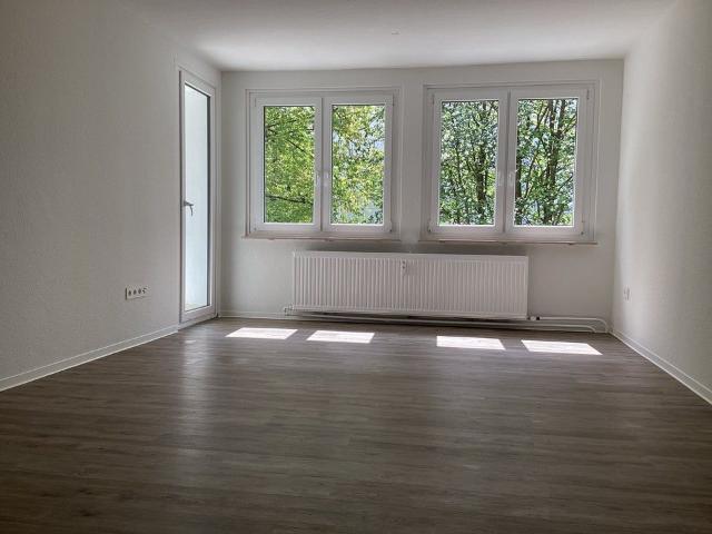 Renovierte 2 Zimmer Wohnung mit Dusche in Baumheide