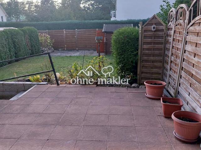 Renovierte 2 Zimmer Wohnung mit großem Garten