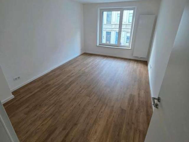Renovierte 2 Zimmer Wohnung mit Terrasse in Aachen auch WG geeignet