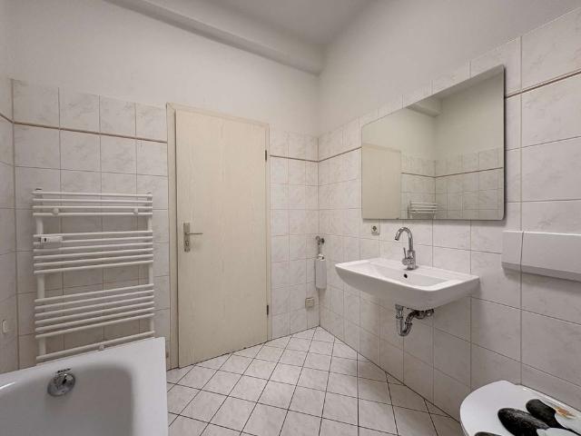 Renovierte 2 Zimmerwohnung in ruhigem Hinterhaus in Reudnitz!