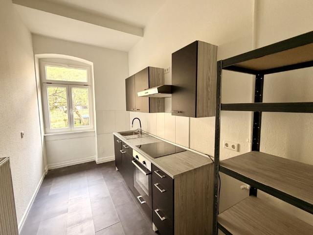 Renovierte 2 ZKB Wohnung sofort frei