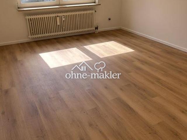 Renovierte 3.5/4 Zimmer Wohnung mit Balkon im Zentrum von Weiden