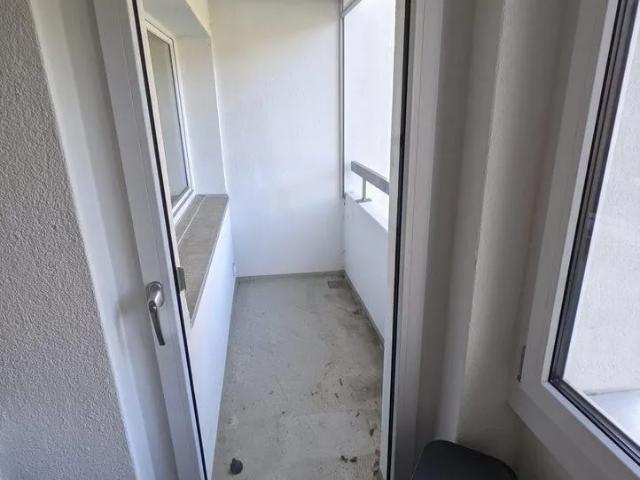 Renovierte 3,5 Zimmerwohnung mit Balkon