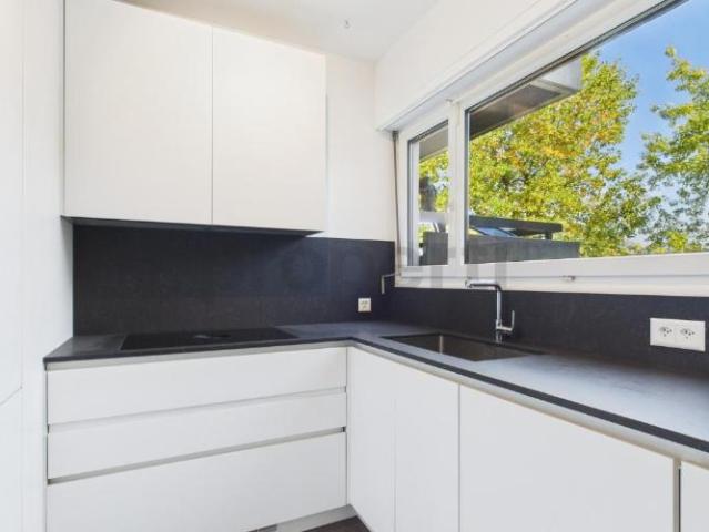 Renovierte 3.5 Zimmer Wohnung mit Seesicht