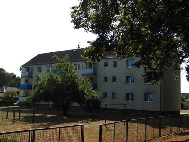renovierte 3 Raum Wohnungen in Stretense zu vermieten