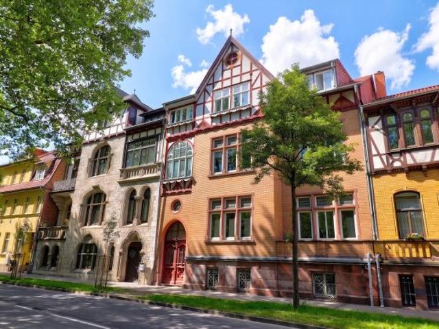 renovierte 3 Zi. Whg. mit Gartenmitbenutzung