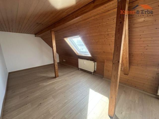 Renovierte 3 Zimmer Altbauwohnung mit viel Platz Zuhause in der Mitte von Schlüchtern