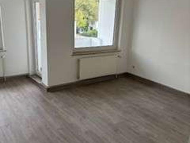 Renovierte 3 Zimmer Dachgeschosswohnung