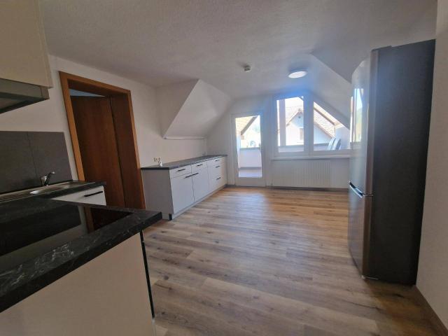 Renovierte 3 Zimmer Dachgeschosswohnung in Feldkirch mit Balkon, Badewanne, Klimaanlage