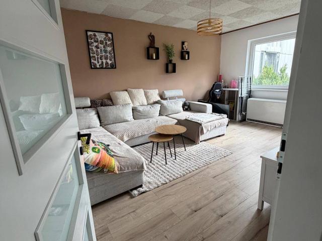 Renovierte 3 Zimmer Wohnung