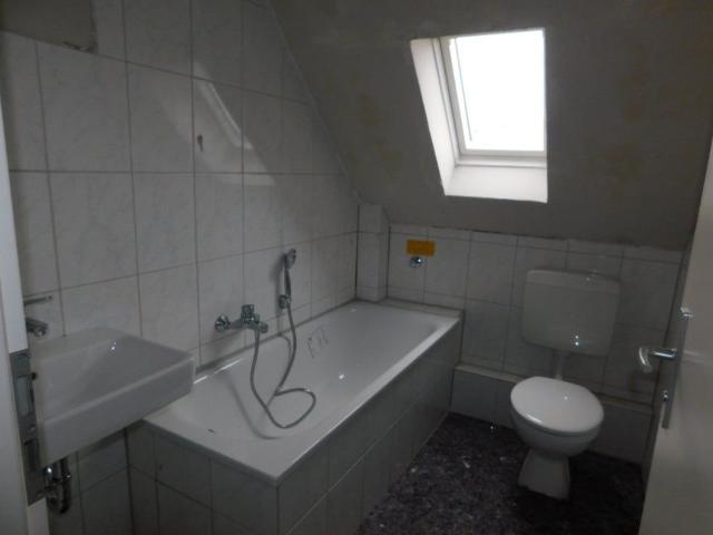 Renovierte 3 Zimmer Wohnung am Jahnplatz!