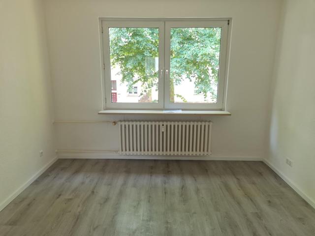 Renovierte 3 Zimmer Wohnung im 1.OG zu vermieten! Ihr neues Zuhause–inklusive 300€ Wunschgutschein*!