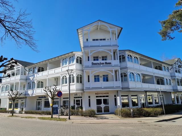 Renovierte 3 Zimmer Wohnung im „Deutschen Haus“, nur wenige Schritte zum Strand, sofort frei