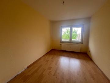 Renovierte 3 Zimmer Wohnung in Haste frei!