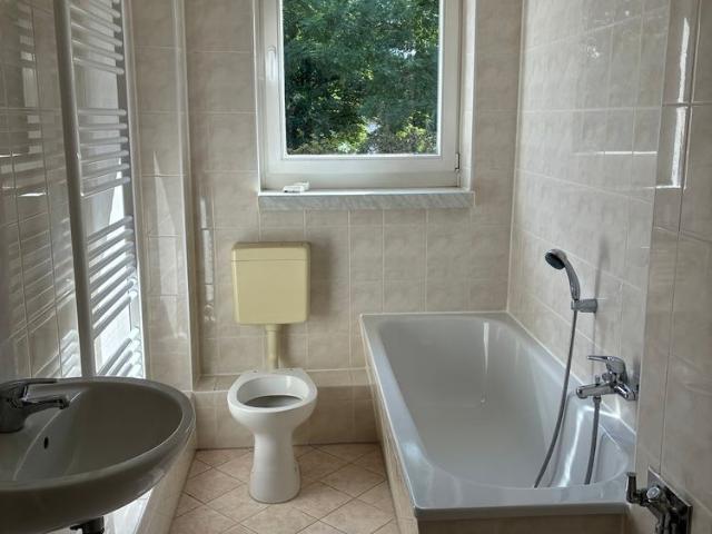 renovierte 3 Zimmer Wohnung in PillnitzLohmener Straße 34 in 01326 Dresden
