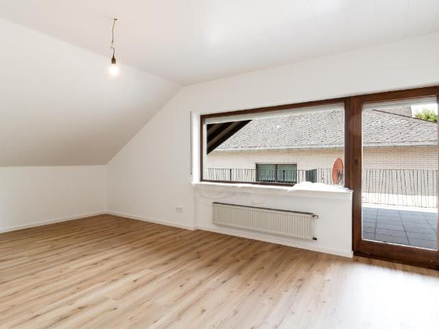 Renovierte 3 Zimmer Wohnung in ruhiger Lage von Pellingen: Scherf Immobilien Trier