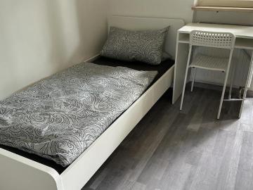 Renovierte 3 Zimmer Wohnung mit Balkon in NürnbergProvisionsfrei