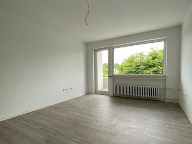 Renovierte 3 Zimmer Wohnung mit Blick ins Grüne