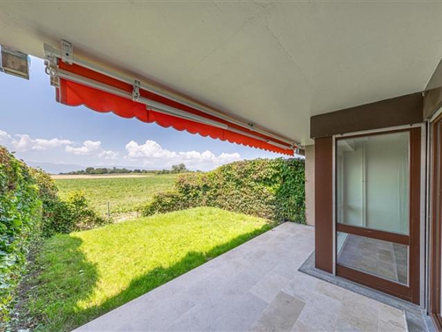Renovierte 3 Zimmer Wohnung mit Garten