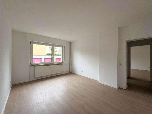 Renovierte 3 Zimmer Wohnung mit praktischer Raumaufteilung in Nidderau Ostheim