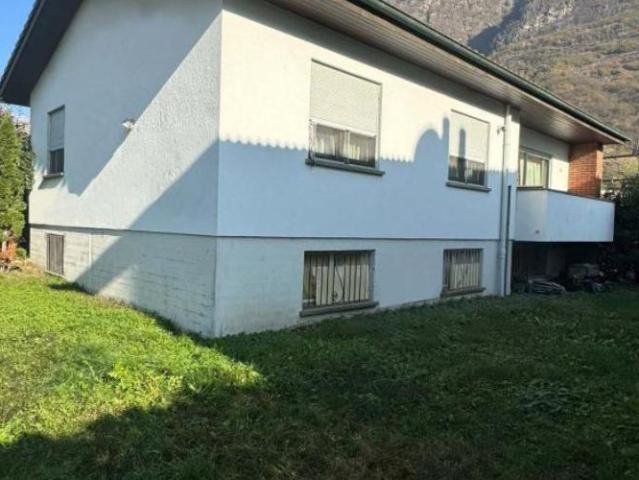 Renovierte 4.5 Zimmer Einfamilienvilla in Biasca